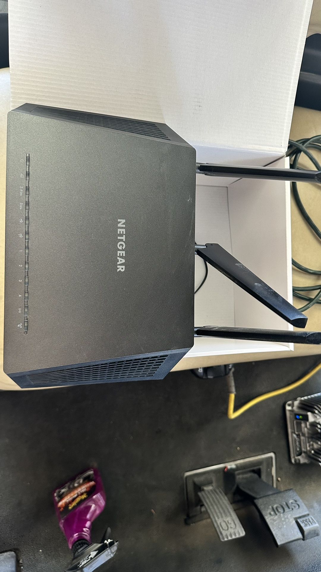 Nighthawk Wireless router 30.00obo