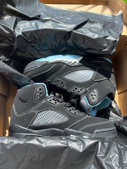 Jordan 5 size 5 youth