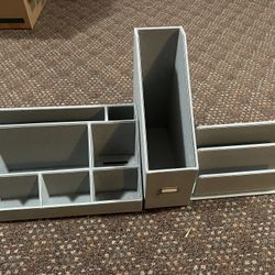 Desk Organizers 