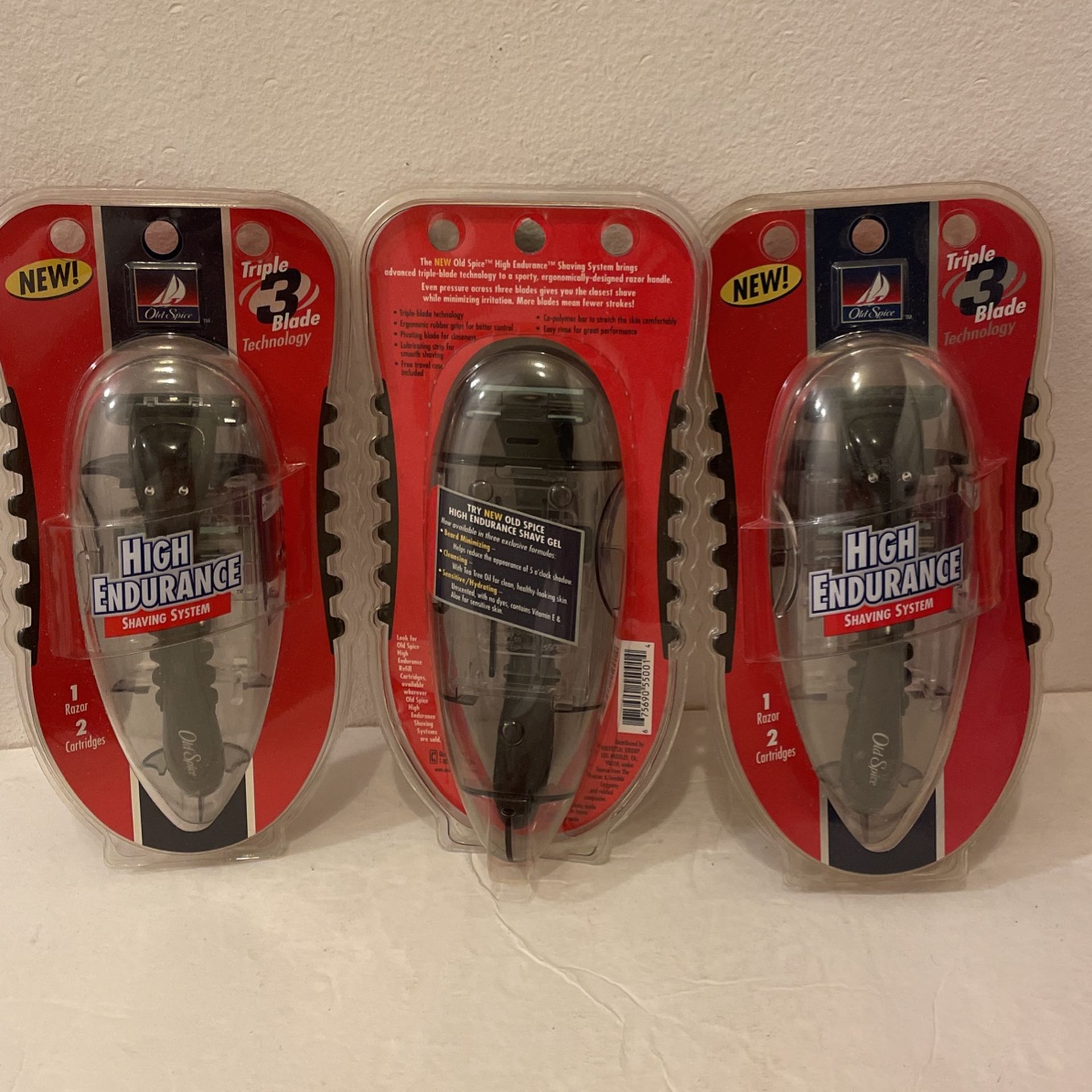 Old Spice High Endurance Shaving System (1 Razor, 2 Cartridges)