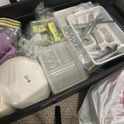 “Moving Sale – Everything Must Go