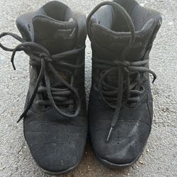 Fila Shoes Size 7
