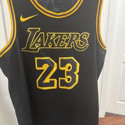 Lakers LeBron James Mamba City Jersey XL/52