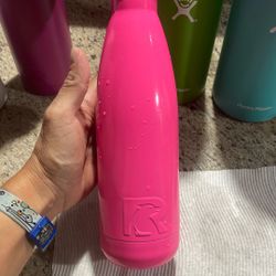 Rtic Insulated Bottle.   $8