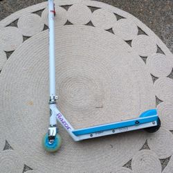 Razor Party Scooter