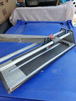Tile cutter
