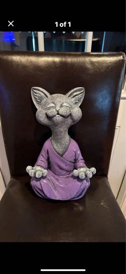 Large meditation cat statue