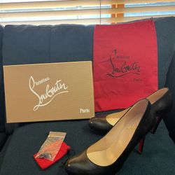 Christian Louboutin Simple Leather Pump