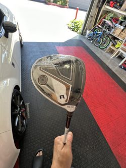 Taylormade  Sim Gloire