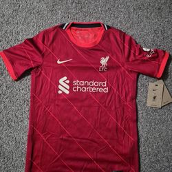 Nike Liverpool FC 2021/22 Home Soccer Jersey. 