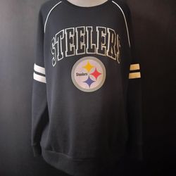 Women's Black Pittsburgh Steelers Sweatshirt (Size XL)