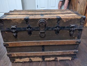 Antique Steamer Trunk With Wheels On Bottom  