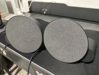 Logitech Computer Speakers (Left & Right) - Great Condition