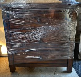 Chest of drawers