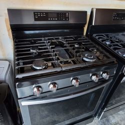 Samsung Black Stainless Steel 5 Burner 30" Wide Apartment Size Convectional Gas Stove Range Estufa