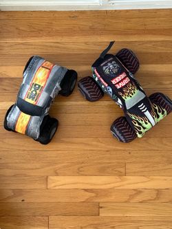 Monster Jam Maxx D and Grave Digger Plushy