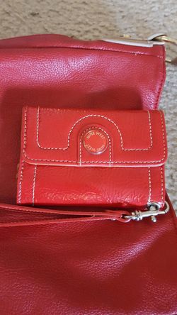 Nine west wallet
