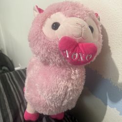 Kellytoy 2018 Hug Me Llama Alpaca with Xoxo Heart Plush Pink 17” Preowned