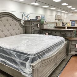 New King Bedroom 🔥🔥 IN STOCK 