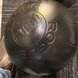 100lb Rouge Atlas Ball
