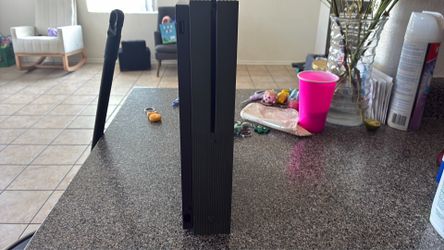 Xbox One s no controllers