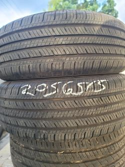 Vendo 2 Llantas Usadas 205 65 15