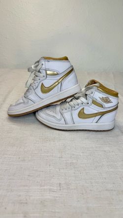Nike Kids Jordan 1 Retro High OG PS White and Gold Sneakers 11C $20