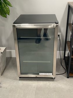 Frigidaire Beverage Cooler / Mini Fridge – Glass Door – $175 OBO