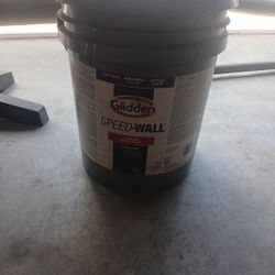 Glidden Interior Latex Paint 