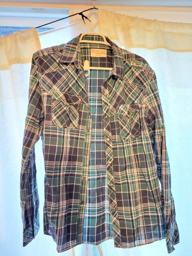 Medium Clothes (Tops)