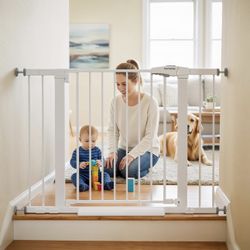 Dog Gate/ Pet Gate/ Baby Gate