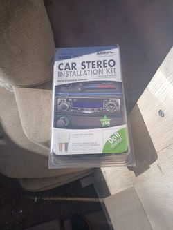 Brand New Still In Box Honda Car Radio  Install Kit📻 