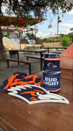 3D printed UTSA Rowdy hype chains