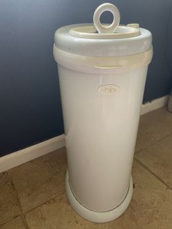 Ubbi Steel And Plastic Diaper Pail