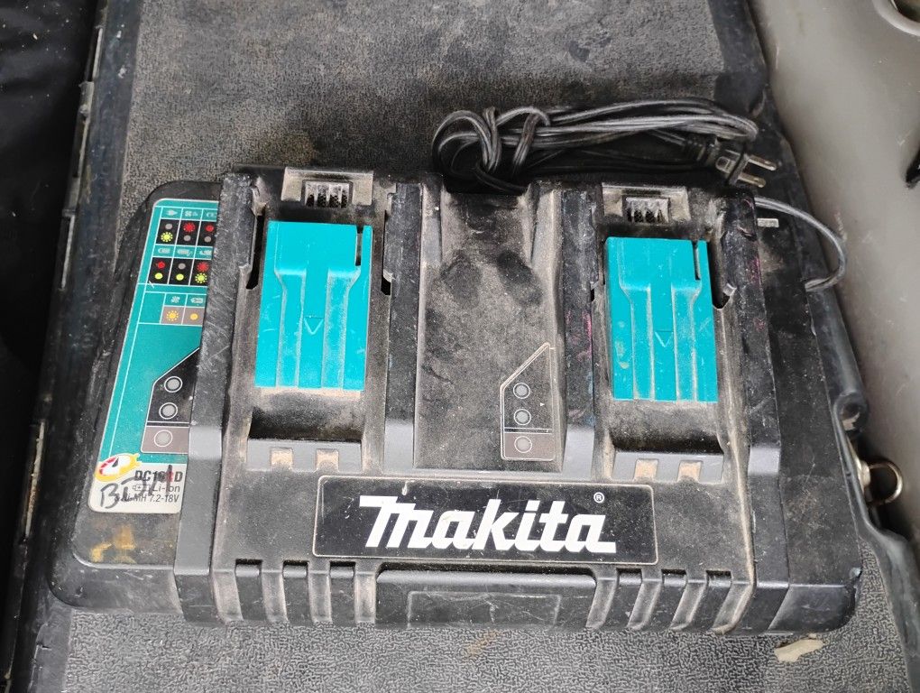 Makita Duel Rapid Charger