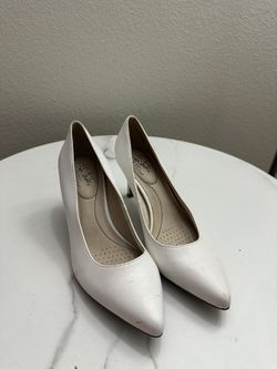 LifeStride Women’s White Heels – Size 8.5 US