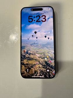 Unlocked IPhone 15 pro max - Natural Titanium 256GB
