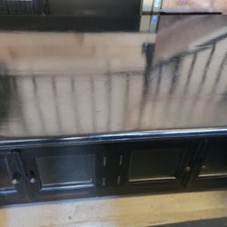 Z GALLERY COFFEE TABLE AND 2 END TABLES