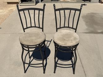 Set (2) Swivel Bar Top Kitchen Chairs