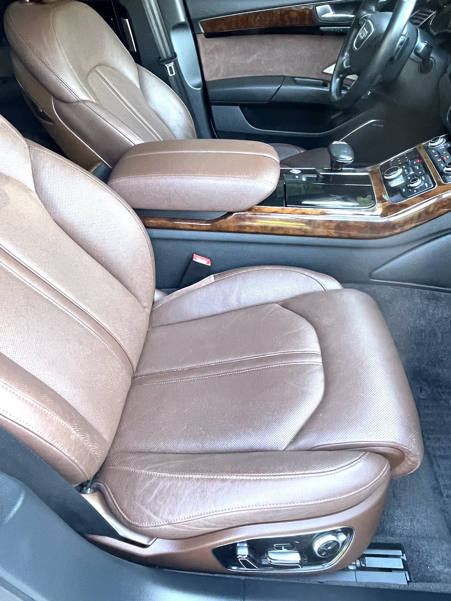 2011 Audi A8