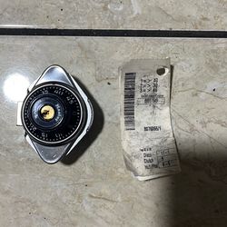 Brand New 1630 Master Lock Combination lock locker combination lock for lockers with hinges on the right for lift up handles