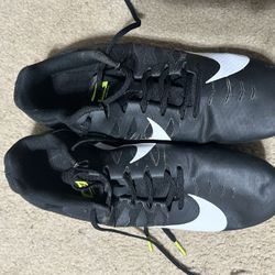 Men’s Track Spikes