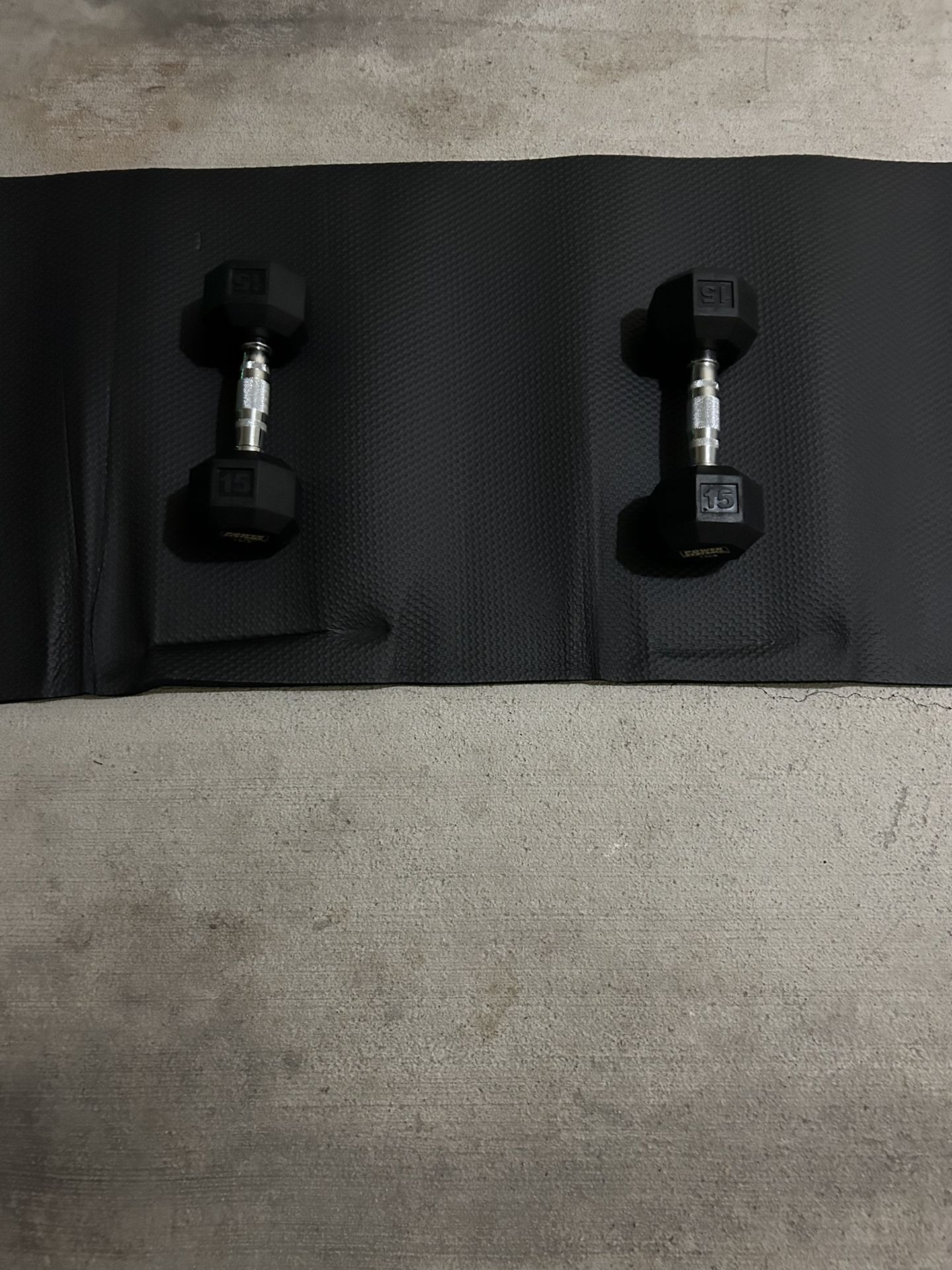 Dumbbells With Mat