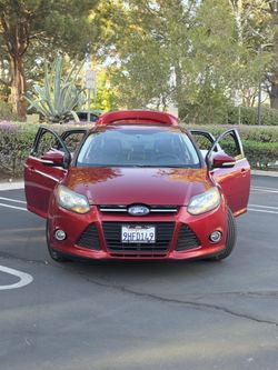 2014  FORD FOCUS TITANIUM