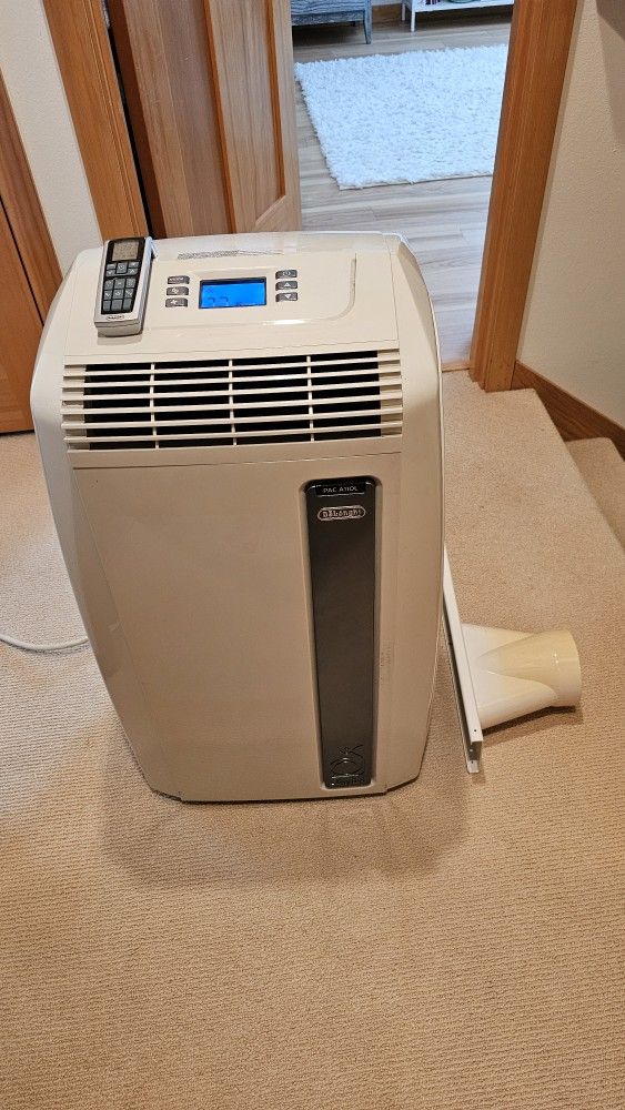 Delonghi 11000 BTU portable air conditioner