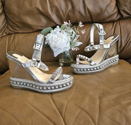 Women's Christian Louboutin Silver Leather Spike-Studded Luxury Buckle Sandals Size 5 US