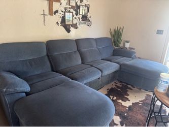 Very comfortable and great condition Couch