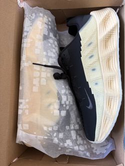 Nike running shoes size 7 Y or 8.5 W