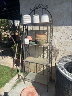 Plant stand