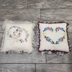 Pair of vintage handmade pillows - embroidered, lace, floral, cottage